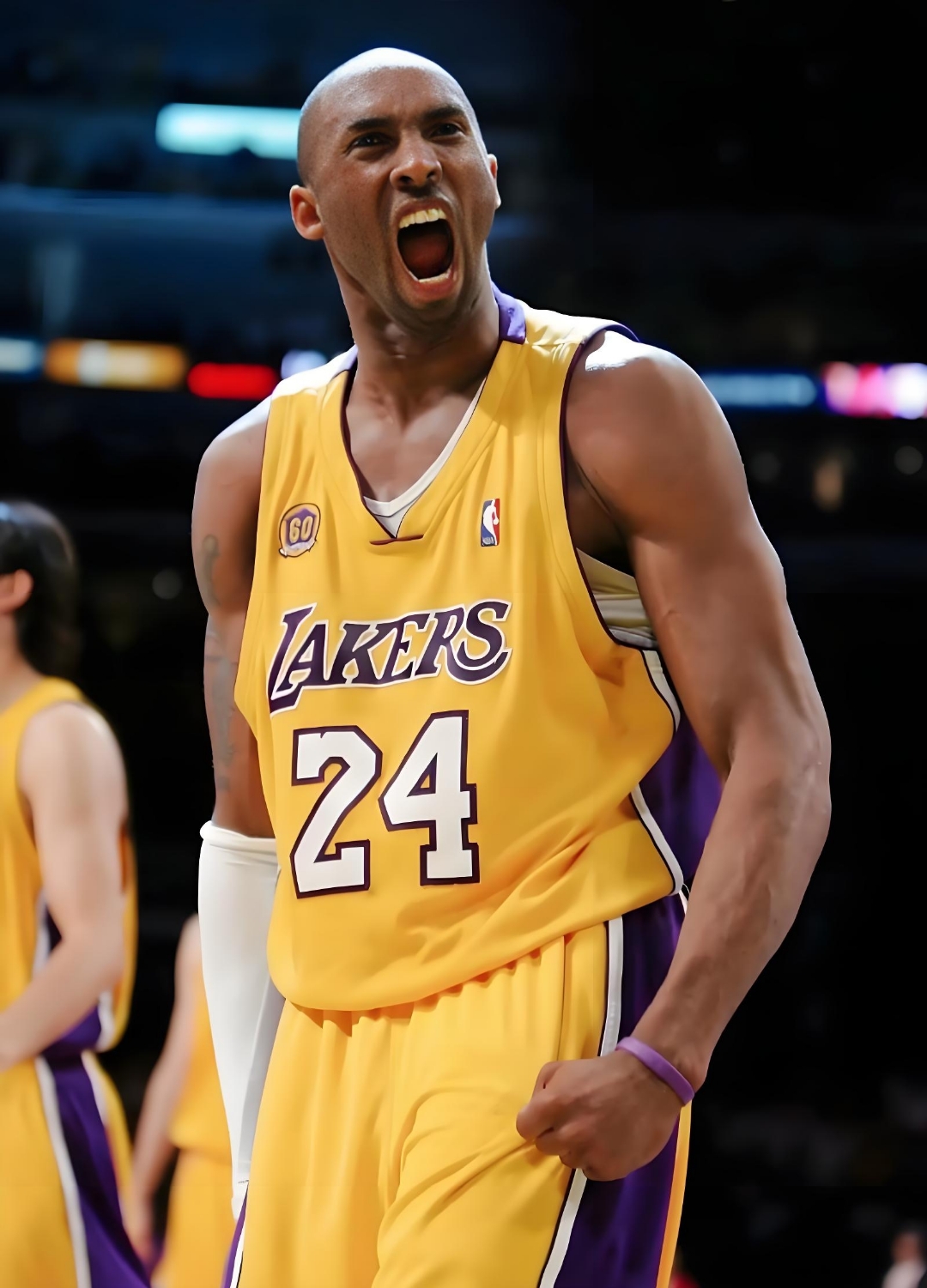 但他表现得 但他表现得