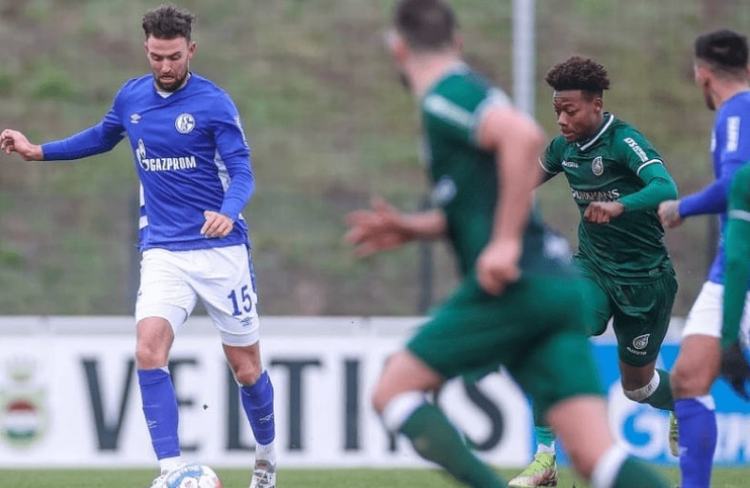 12次助攻 12次助攻